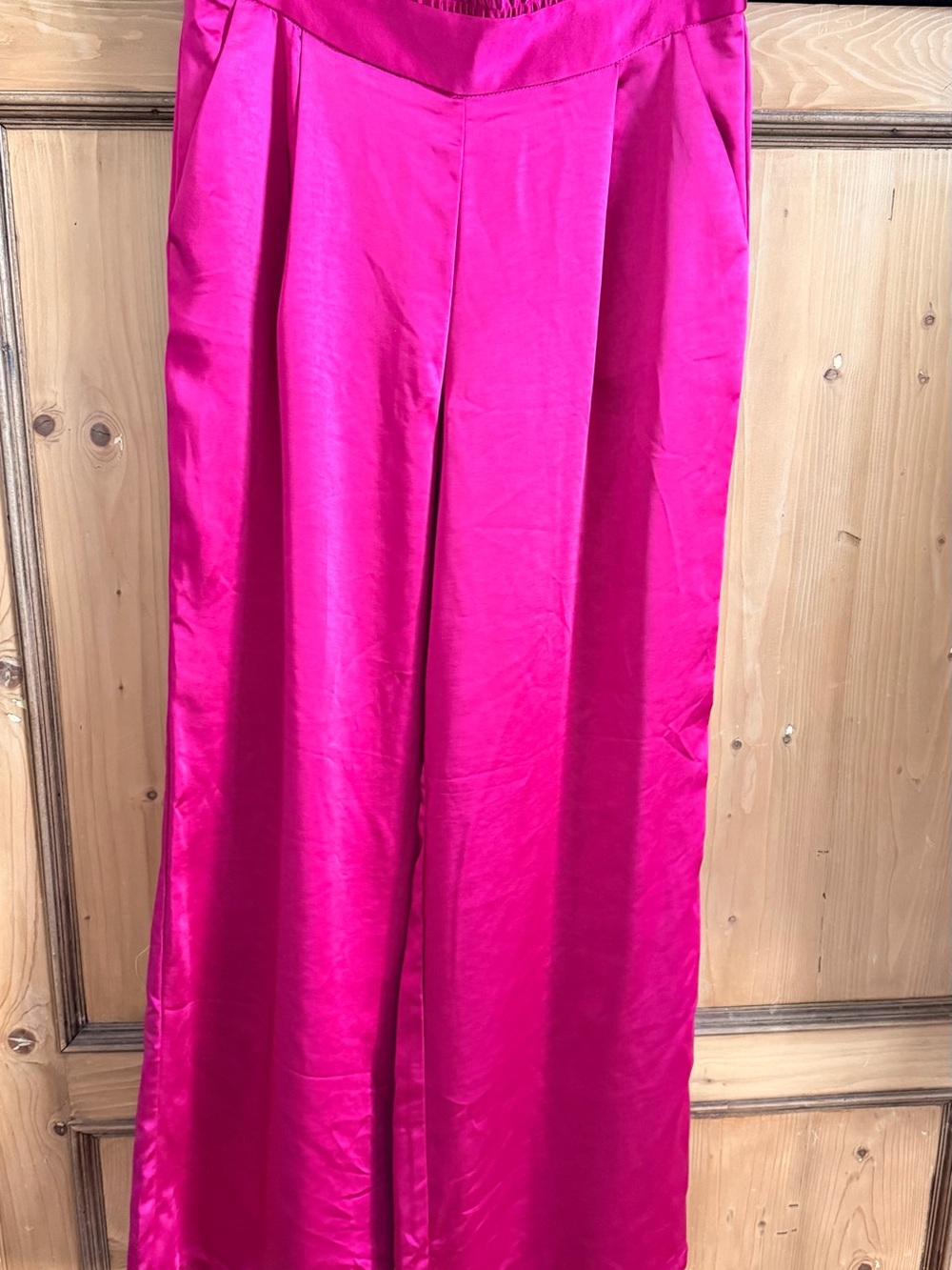 NWOT DREW Fuchsia Wide Leg Satin Pants